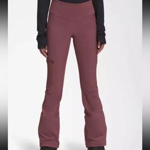 The North Face Snoga ski pants.